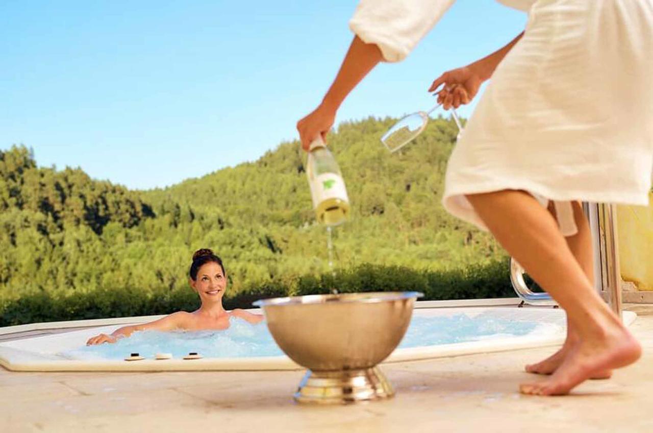 Zedernhof Gesundheits- & Wellnesshotel Stamsried Bagian luar foto