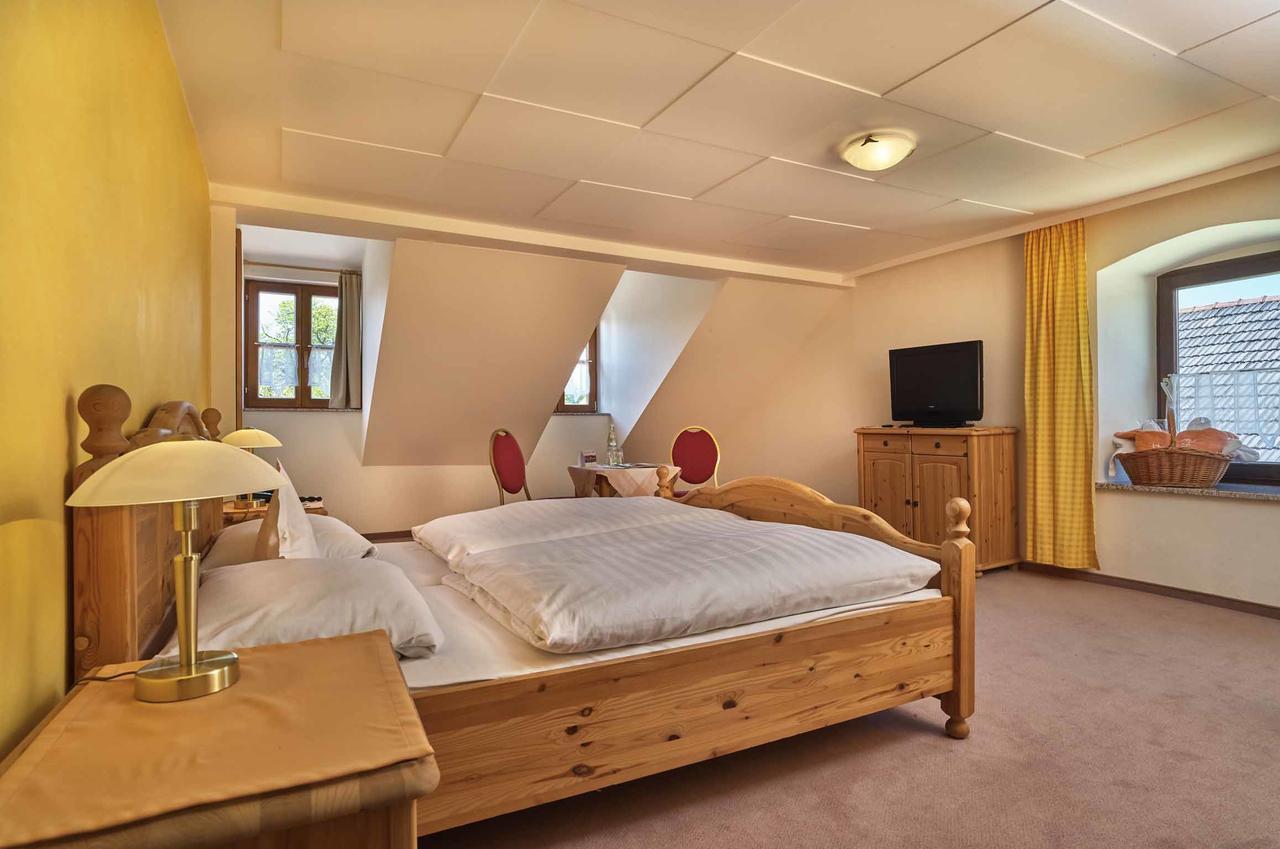 Zedernhof Gesundheits- & Wellnesshotel Stamsried Bagian luar foto