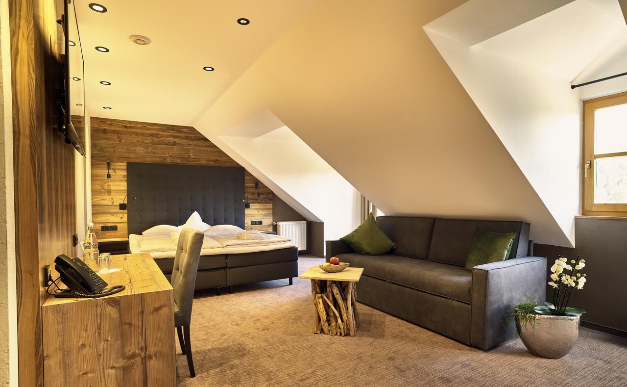 Zedernhof Gesundheits- & Wellnesshotel Stamsried Bagian luar foto